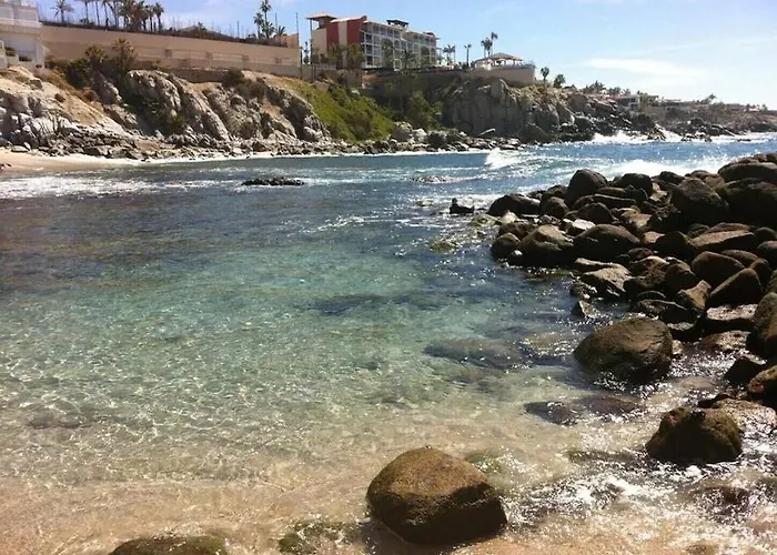 Oceanfront Penthouse, 2 Masters, 2 Baths, Kitchen!
