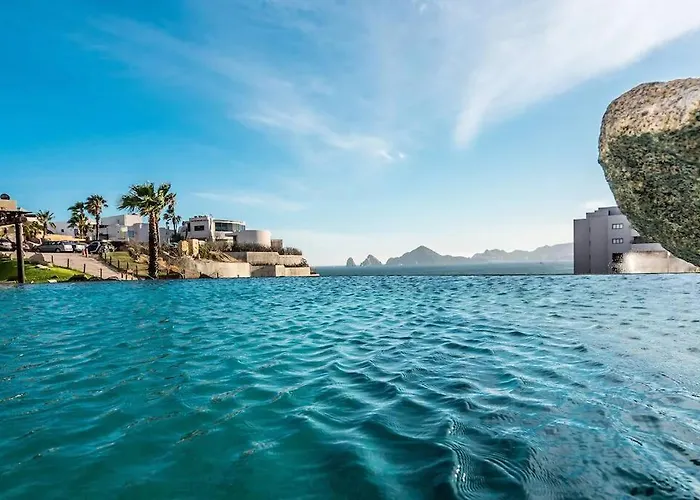 Apartment Oceanfront Penthouse, 2 Masters, 2 Baths, Kitchen!